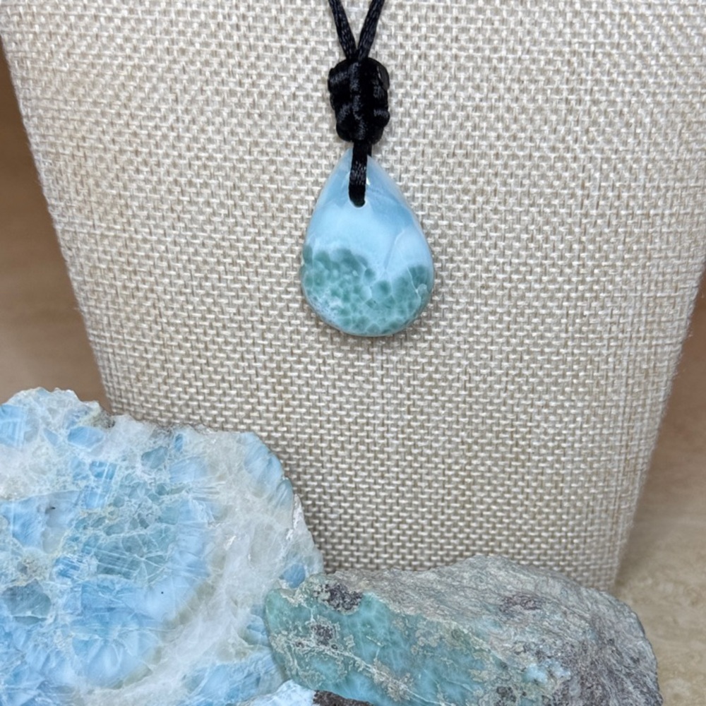 Beautiful Larimar Tear Drop Necklace - Picture 2 of 6